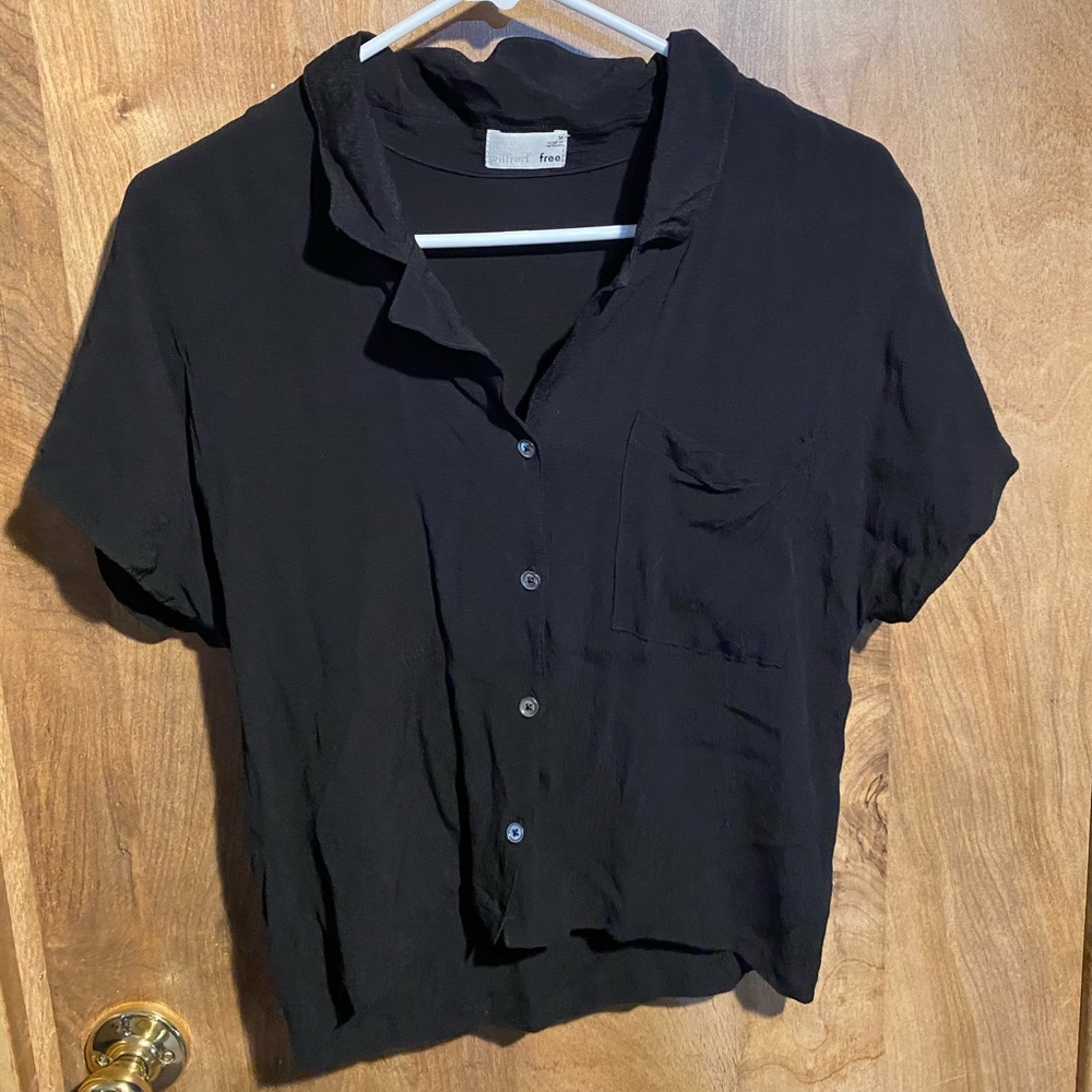 Aritzia button up